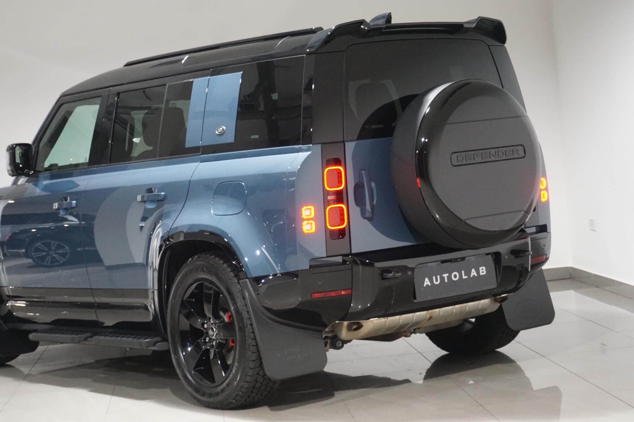 Land Rover Defender 110 2.0 P400e 15.4kWh X-Dynamic HSE SUV 5dr Petrol Plug-in Hybrid Auto 4WD Euro 6 (s/s) (404 ps)